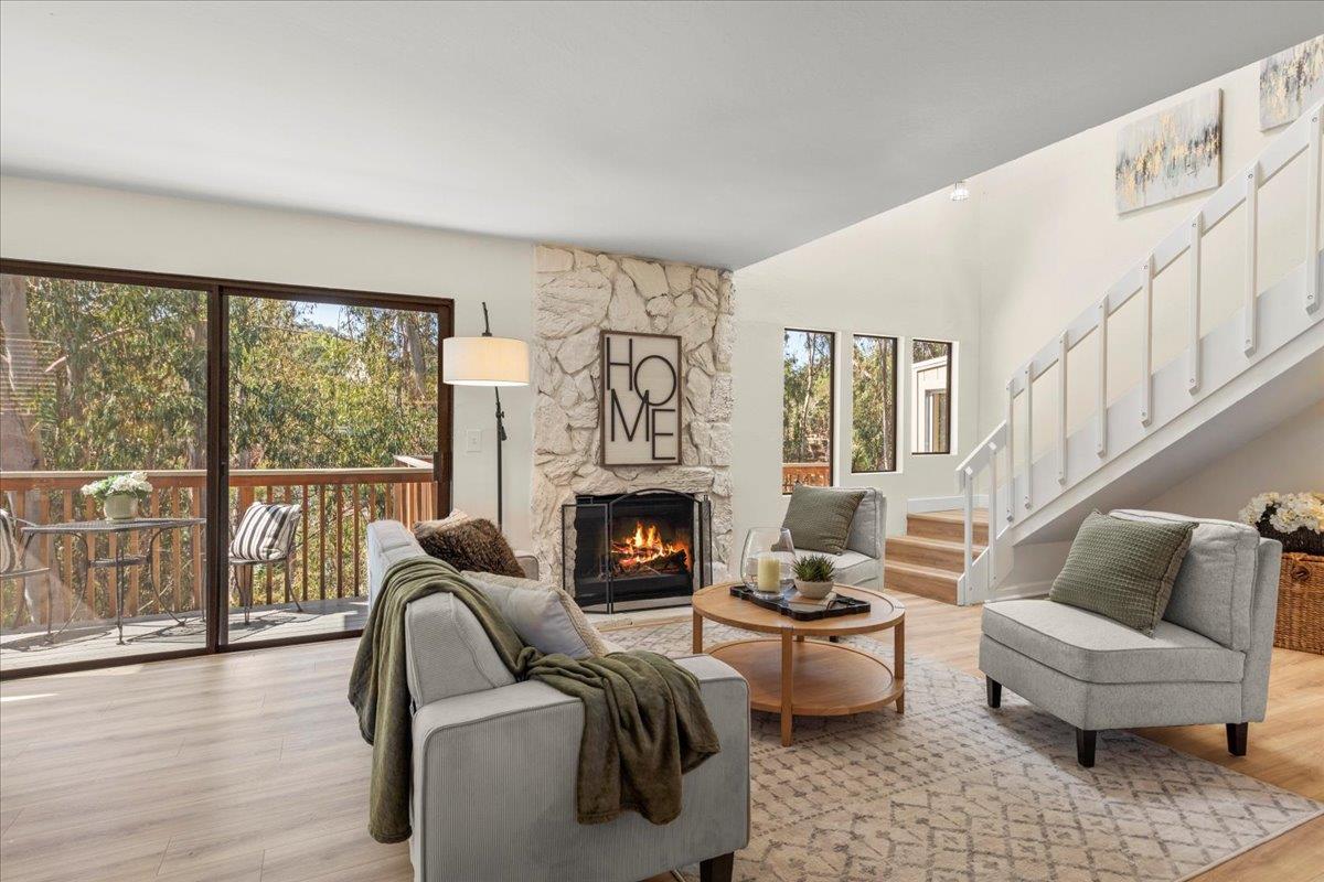 Detail Gallery Image 2 of 48 For 256 Segre Pl, Santa Cruz,  CA 95060 - 3 Beds | 2/1 Baths