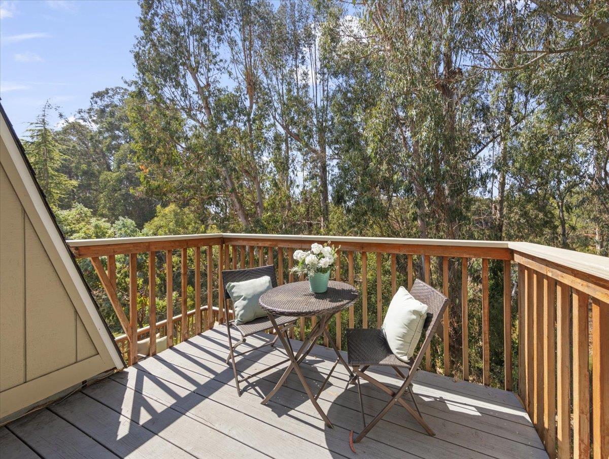 Detail Gallery Image 32 of 48 For 256 Segre Pl, Santa Cruz,  CA 95060 - 3 Beds | 2/1 Baths