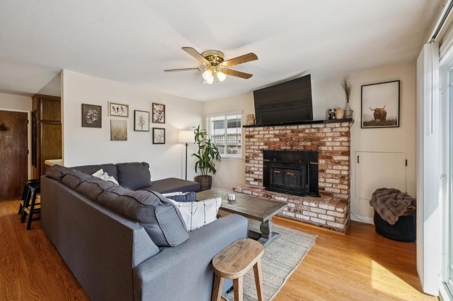 Detail Gallery Image 17 of 37 For 567 Terrace Ave, Half Moon Bay,  CA 94019 - 3 Beds | 2 Baths