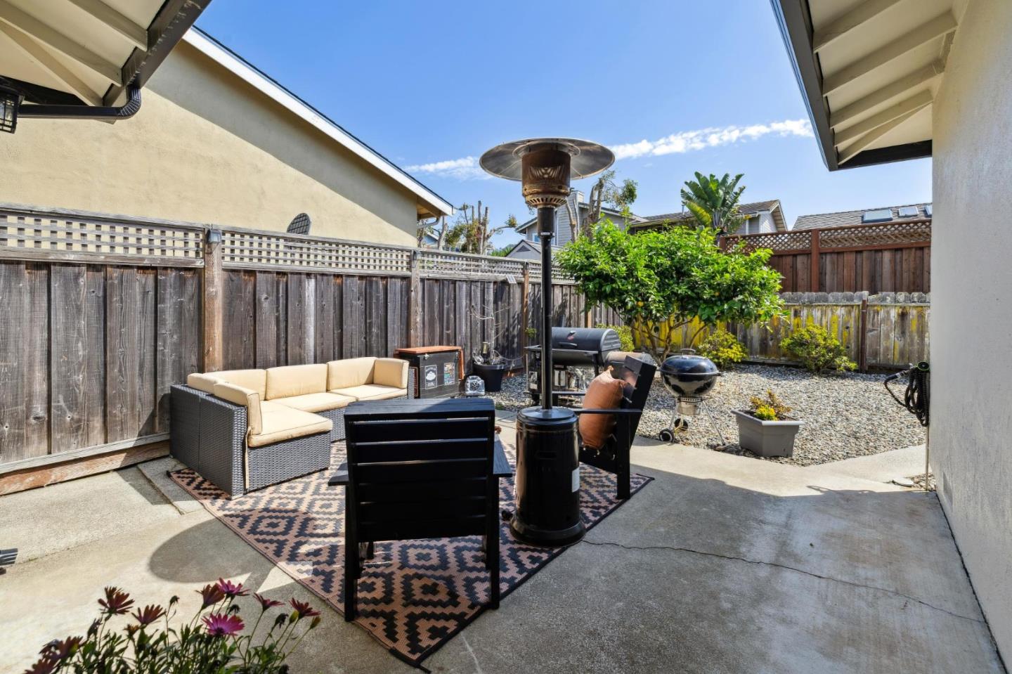 Detail Gallery Image 20 of 37 For 567 Terrace Ave, Half Moon Bay,  CA 94019 - 3 Beds | 2 Baths