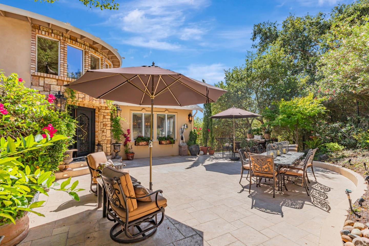 Detail Gallery Image 10 of 19 For 17864 Holiday Dr, Morgan Hill,  CA 95037 - 4 Beds | 3/1 Baths