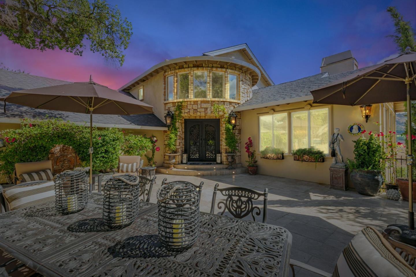 Detail Gallery Image 8 of 19 For 17864 Holiday Dr, Morgan Hill,  CA 95037 - 4 Beds | 3/1 Baths