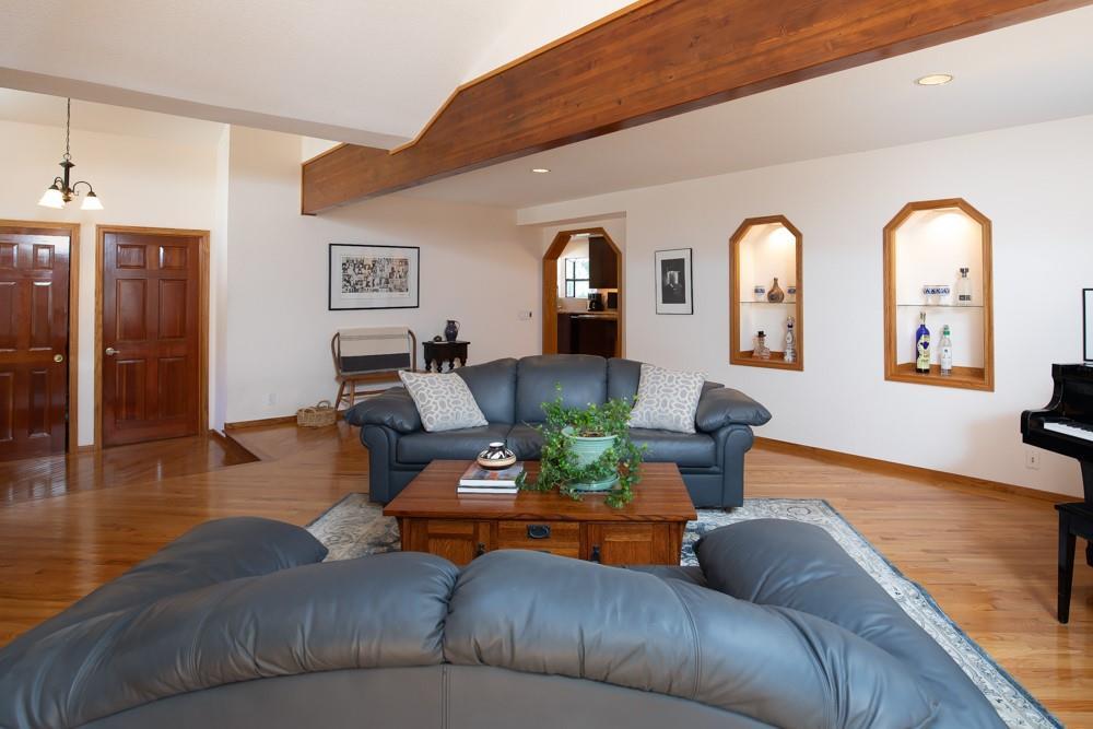 Detail Gallery Image 3 of 52 For 350 Aurora Rd, Soquel,  CA 95073 - 4 Beds | 4 Baths