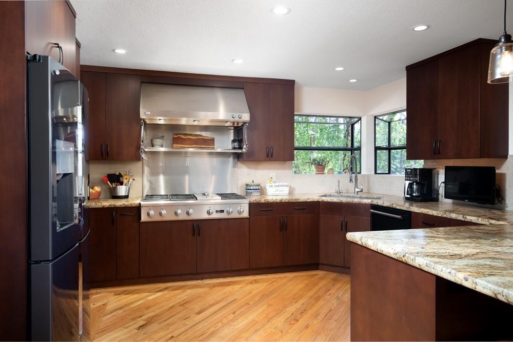 Detail Gallery Image 9 of 52 For 350 Aurora Rd, Soquel,  CA 95073 - 4 Beds | 4 Baths