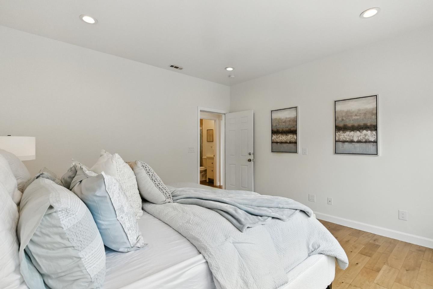 Detail Gallery Image 19 of 80 For 52-54 Eastwood Dr, San Francisco,  CA 94112 - – Beds | – Baths