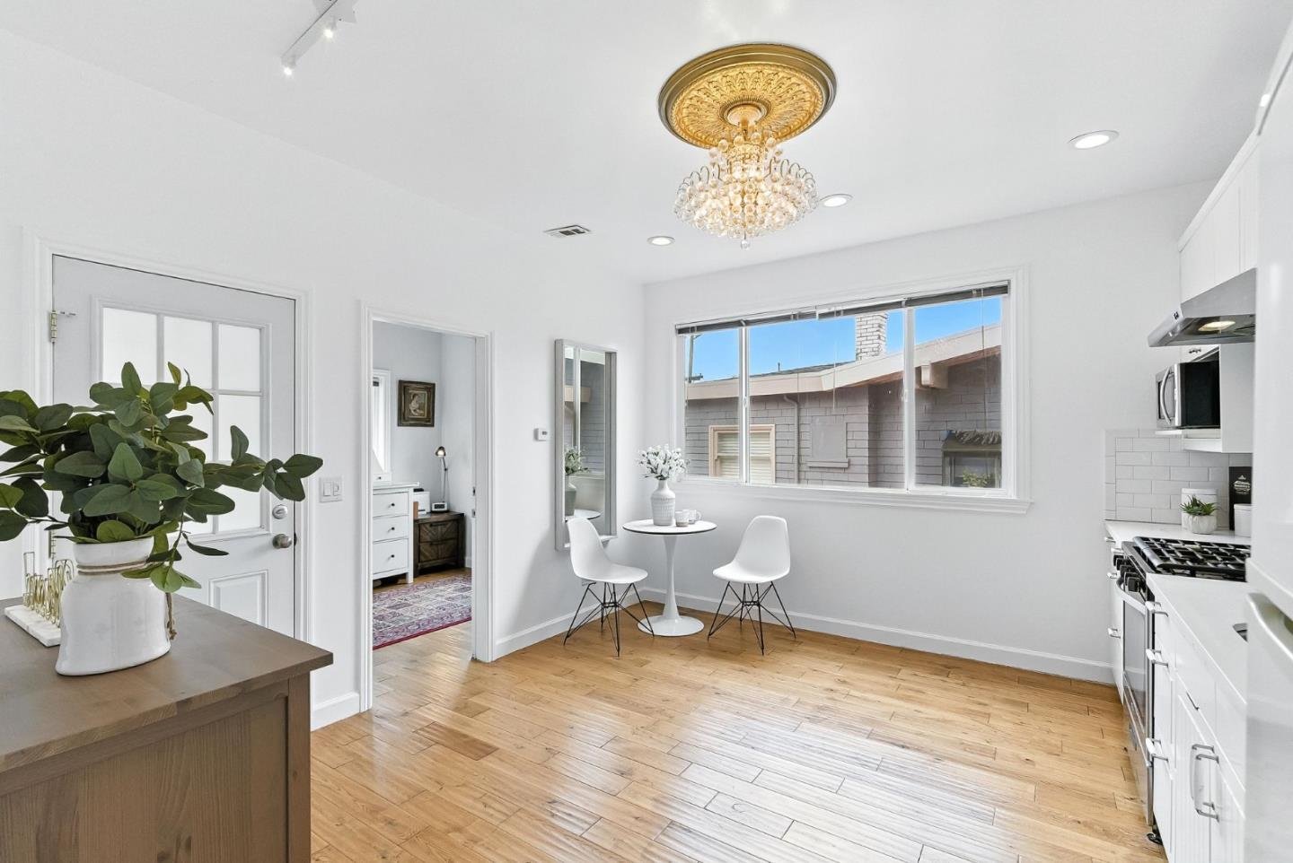 Detail Gallery Image 23 of 80 For 52-54 Eastwood Dr, San Francisco,  CA 94112 - – Beds | – Baths