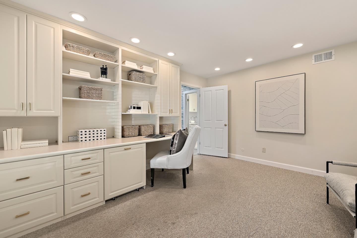 Detail Gallery Image 29 of 37 For 60 Linaria Way, Portola Valley,  CA 94028 - 4 Beds | 3 Baths