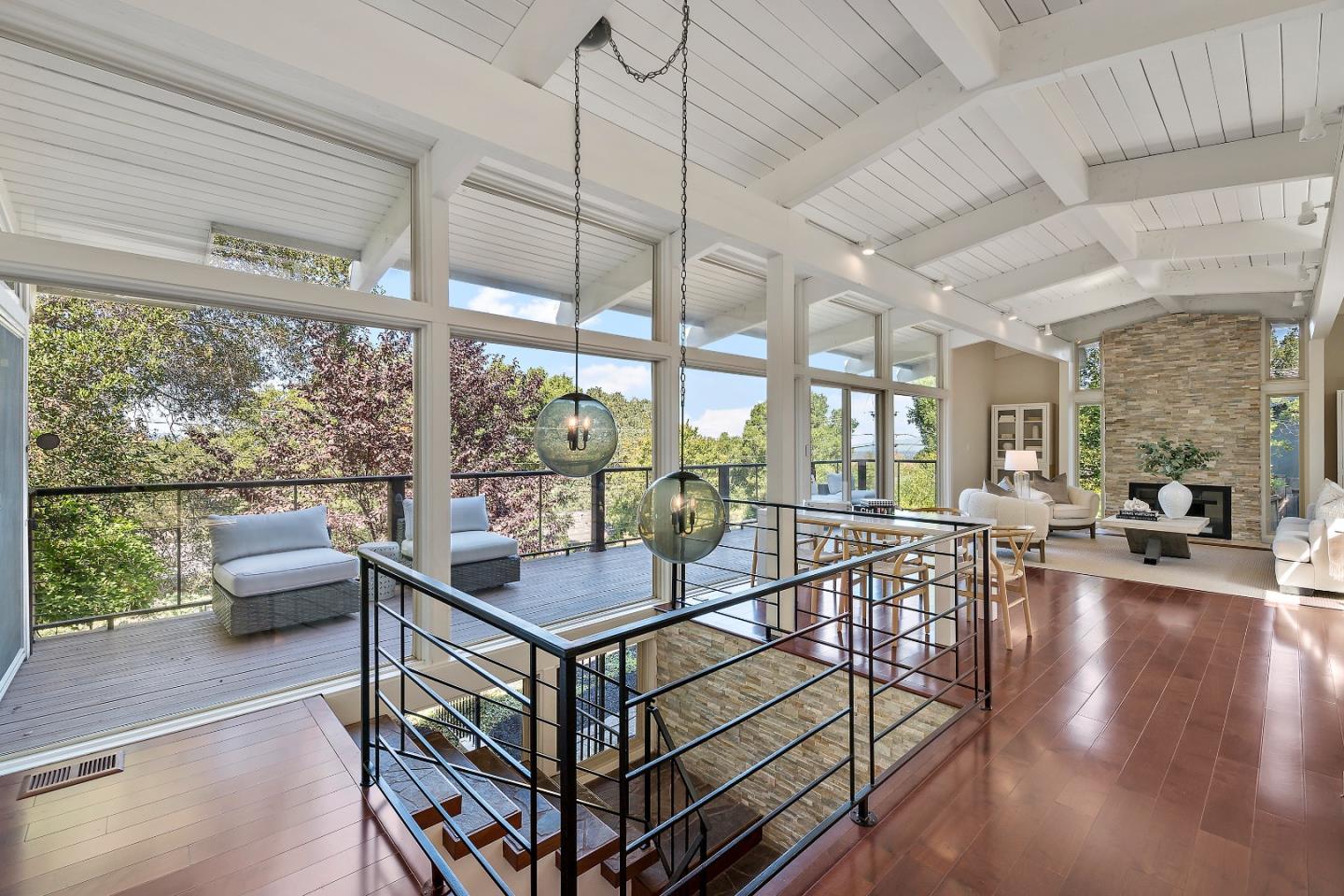 Detail Gallery Image 4 of 37 For 60 Linaria Way, Portola Valley,  CA 94028 - 4 Beds | 3 Baths