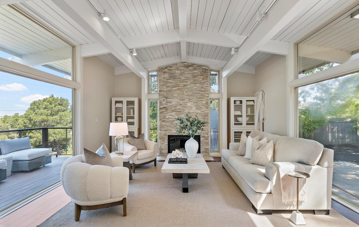 Detail Gallery Image 5 of 37 For 60 Linaria Way, Portola Valley,  CA 94028 - 4 Beds | 3 Baths