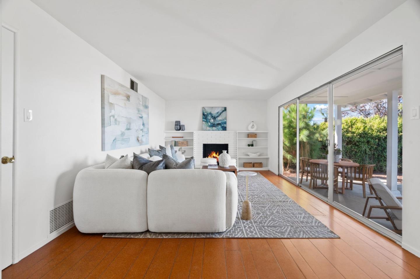 Detail Gallery Image 17 of 26 For 1761 Lake St, San Mateo,  CA 94403 - 3 Beds | 2 Baths