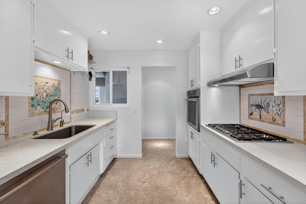 Detail Gallery Image 14 of 47 For 145 Wesley St, Capitola,  CA 95010 - 3 Beds | 2 Baths