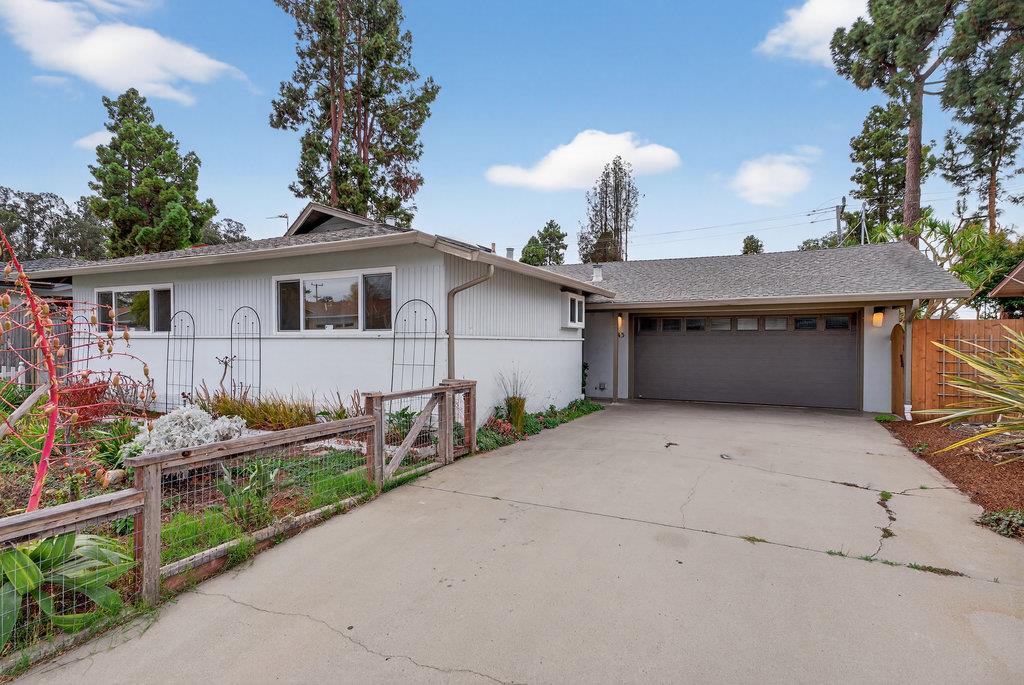 Detail Gallery Image 36 of 47 For 145 Wesley St, Capitola,  CA 95010 - 3 Beds | 2 Baths