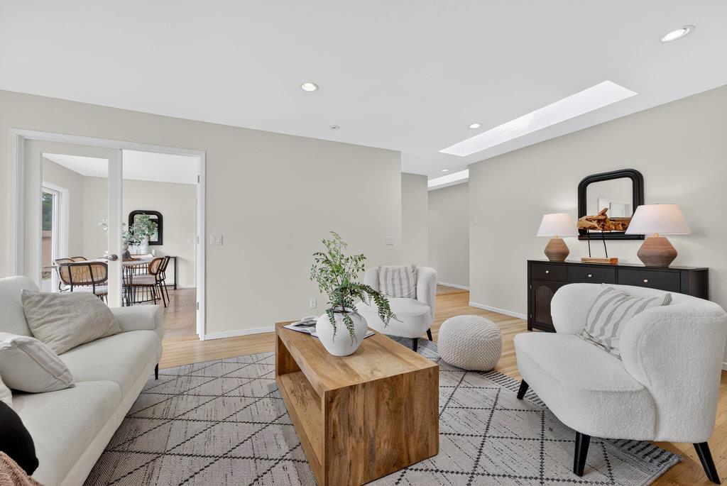 Detail Gallery Image 7 of 47 For 145 Wesley St, Capitola,  CA 95010 - 3 Beds | 2 Baths