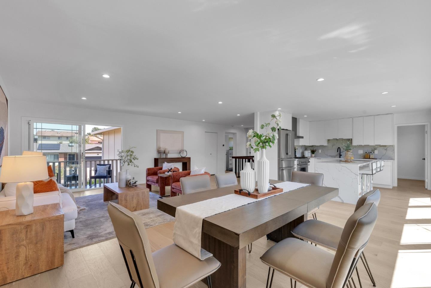 Detail Gallery Image 10 of 41 For 2410 Tipperary Ave, South San Francisco,  CA 94080 - 5 Beds | 3 Baths