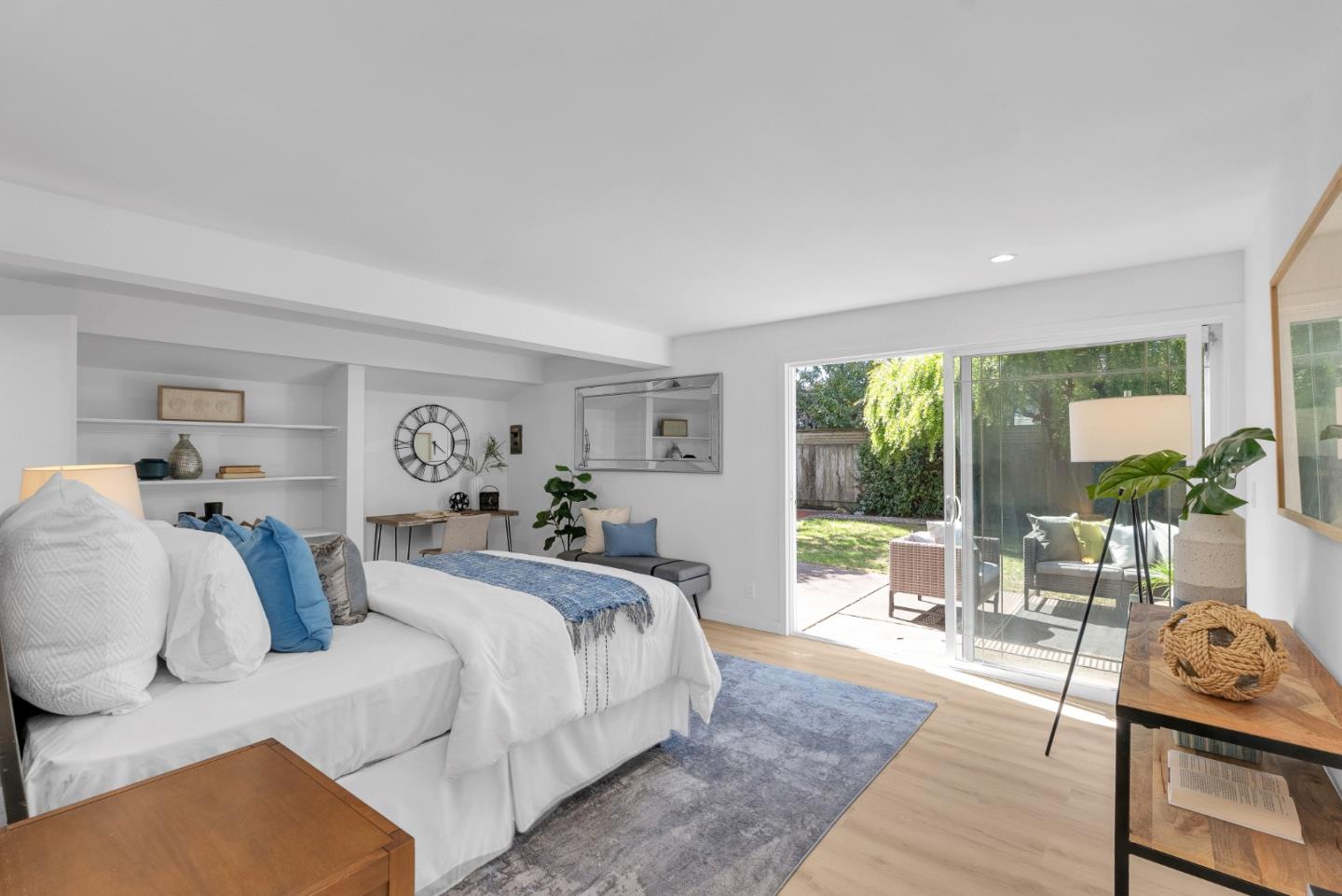 Detail Gallery Image 27 of 41 For 2410 Tipperary Ave, South San Francisco,  CA 94080 - 5 Beds | 3 Baths