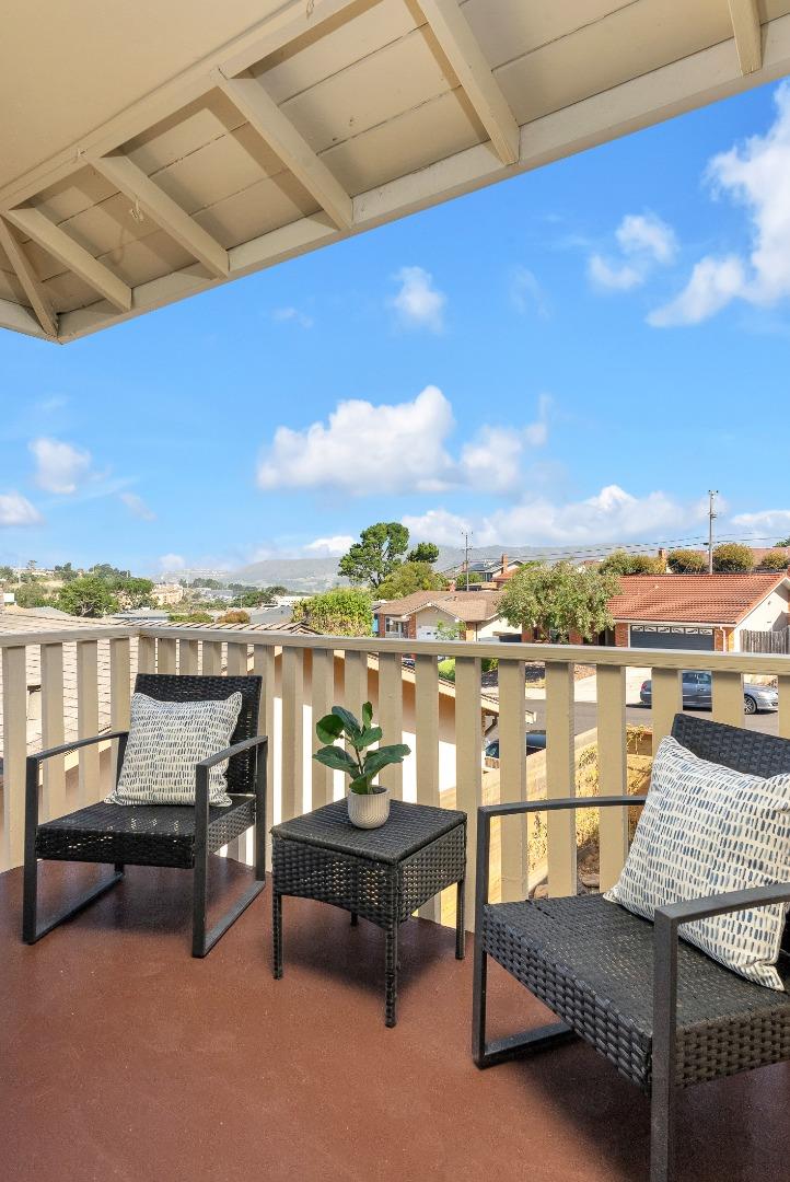 Detail Gallery Image 37 of 41 For 2410 Tipperary Ave, South San Francisco,  CA 94080 - 5 Beds | 3 Baths