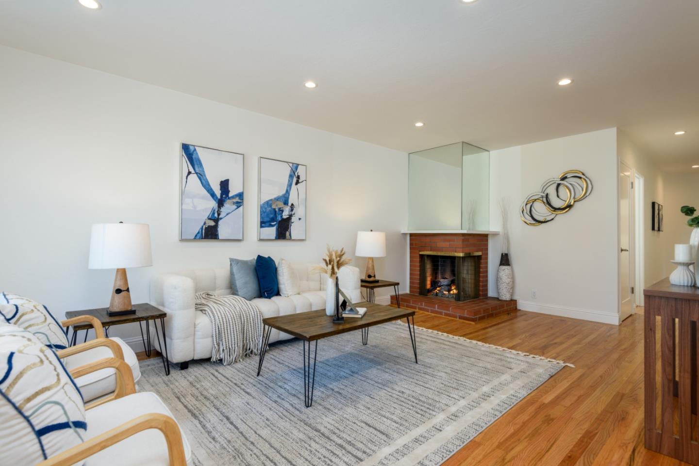 Detail Gallery Image 4 of 25 For 4 Royce Way, Daly City,  CA 94014 - 3 Beds | 2 Baths