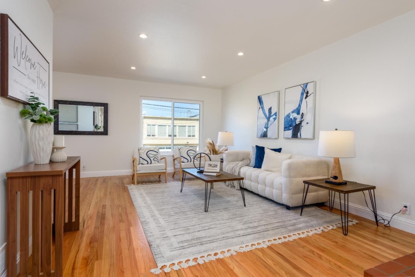 Detail Gallery Image 5 of 25 For 4 Royce Way, Daly City,  CA 94014 - 3 Beds | 2 Baths