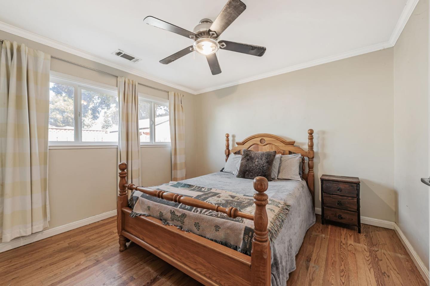 Detail Gallery Image 24 of 38 For 2598 Cottle Ave, San Jose,  CA 95125 - 3 Beds | 2/1 Baths