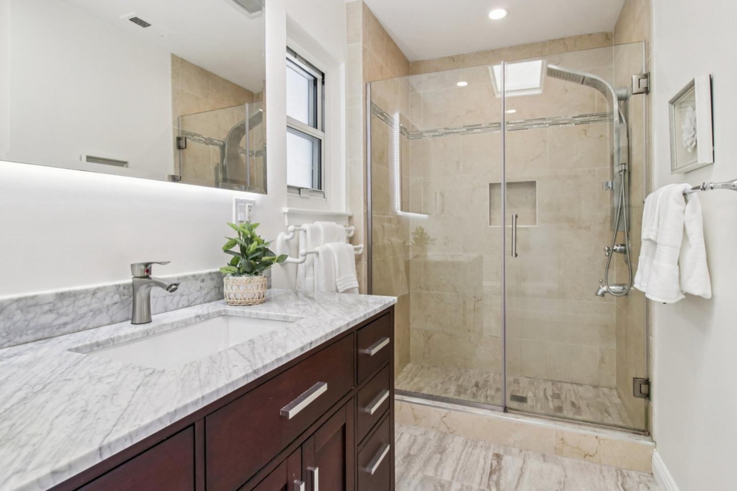 Detail Gallery Image 16 of 39 For 289 Barbara Ln, Daly City,  CA 94015 - 3 Beds | 2/1 Baths