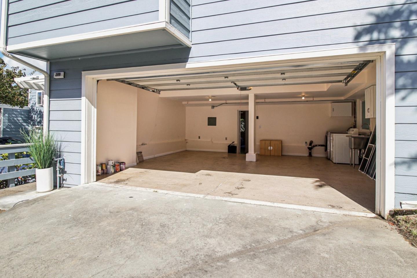 Detail Gallery Image 25 of 39 For 289 Barbara Ln, Daly City,  CA 94015 - 3 Beds | 2/1 Baths