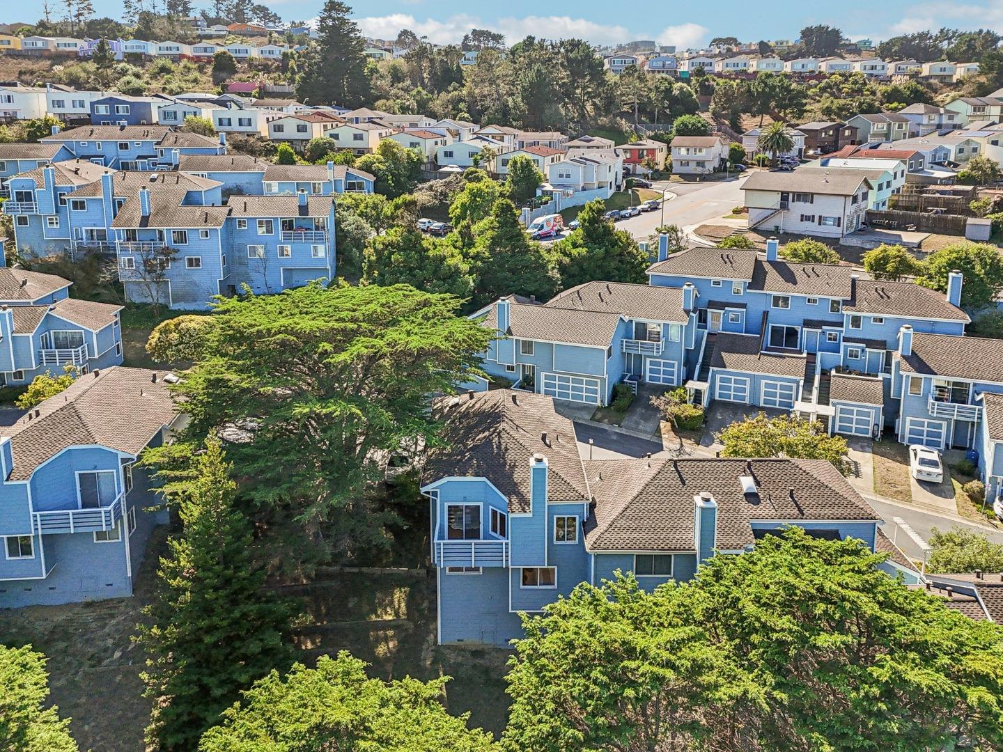 Detail Gallery Image 34 of 39 For 289 Barbara Ln, Daly City,  CA 94015 - 3 Beds | 2/1 Baths
