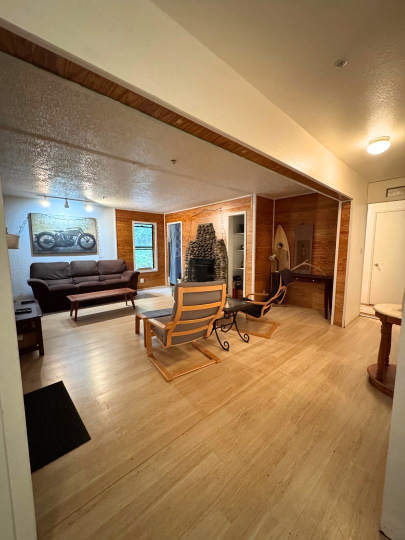 Detail Gallery Image 12 of 21 For 700 Laurel View Rd, Los Gatos,  CA 95033 - 1 Beds | 1 Baths