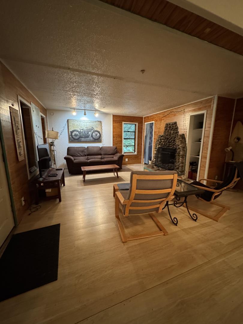 Detail Gallery Image 18 of 21 For 700 Laurel View Rd, Los Gatos,  CA 95033 - 1 Beds | 1 Baths