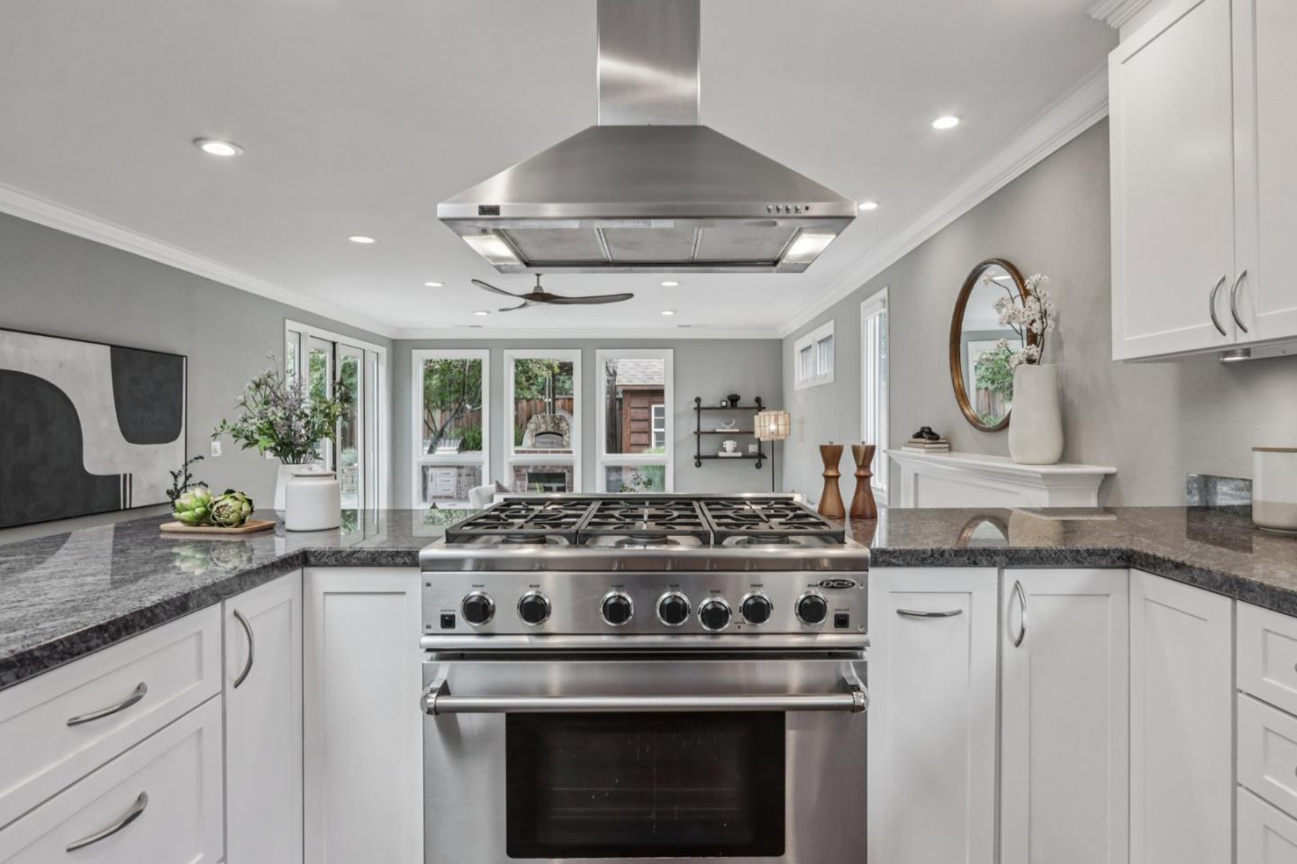 Detail Gallery Image 11 of 56 For 5780 Herma St, San Jose,  CA 95123 - 4 Beds | 2 Baths