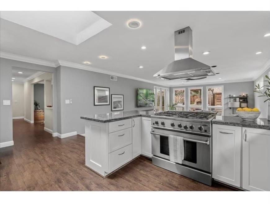 Detail Gallery Image 14 of 56 For 5780 Herma St, San Jose,  CA 95123 - 4 Beds | 2 Baths