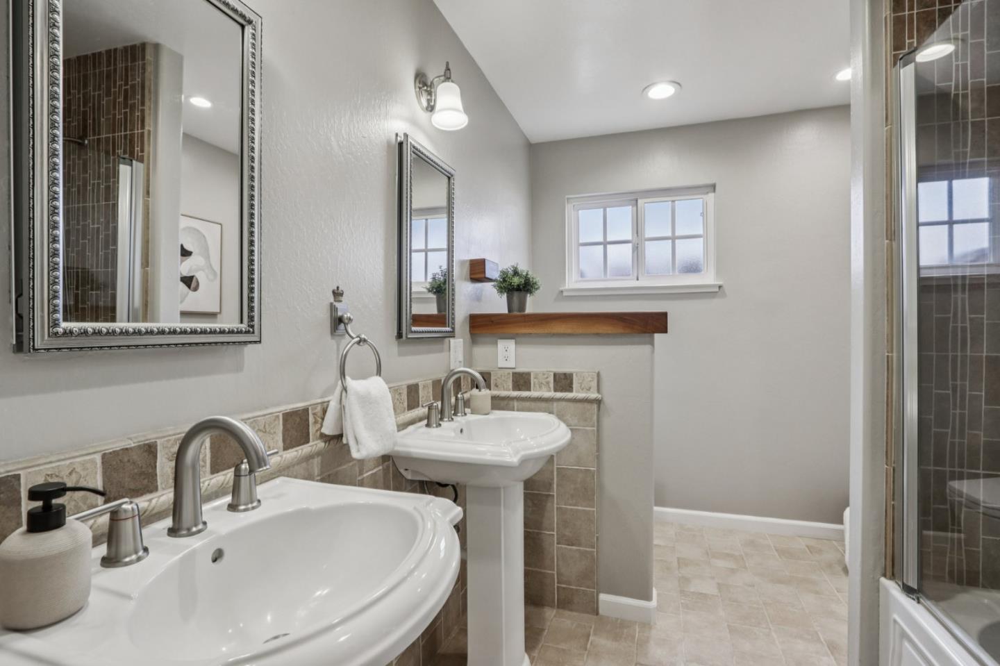 Detail Gallery Image 30 of 56 For 5780 Herma St, San Jose,  CA 95123 - 4 Beds | 2 Baths