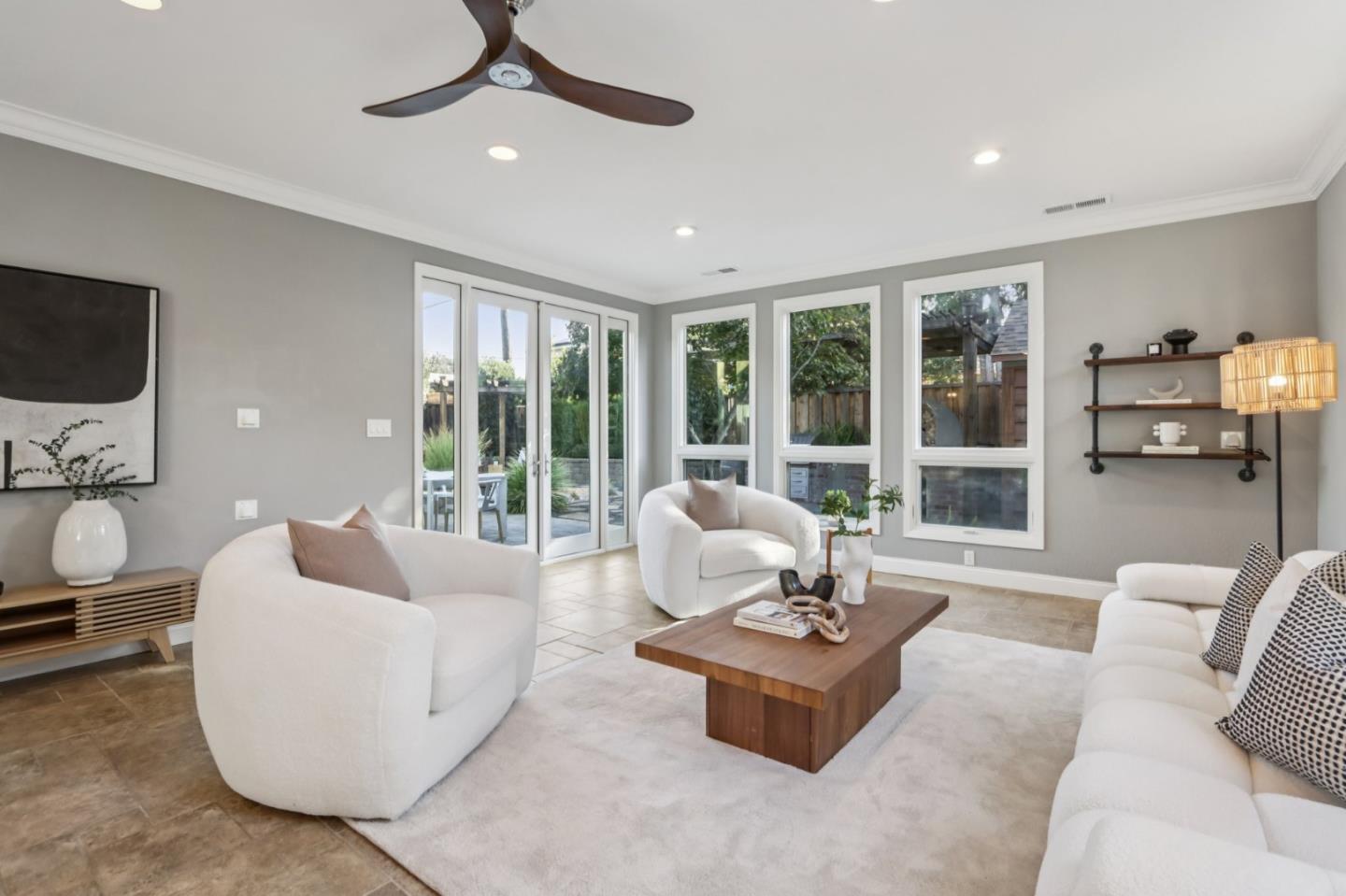 Detail Gallery Image 5 of 56 For 5780 Herma St, San Jose,  CA 95123 - 4 Beds | 2 Baths