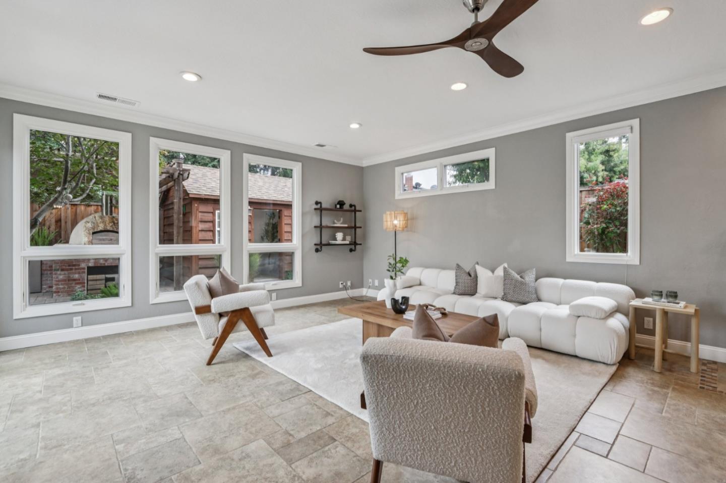 Detail Gallery Image 6 of 56 For 5780 Herma St, San Jose,  CA 95123 - 4 Beds | 2 Baths