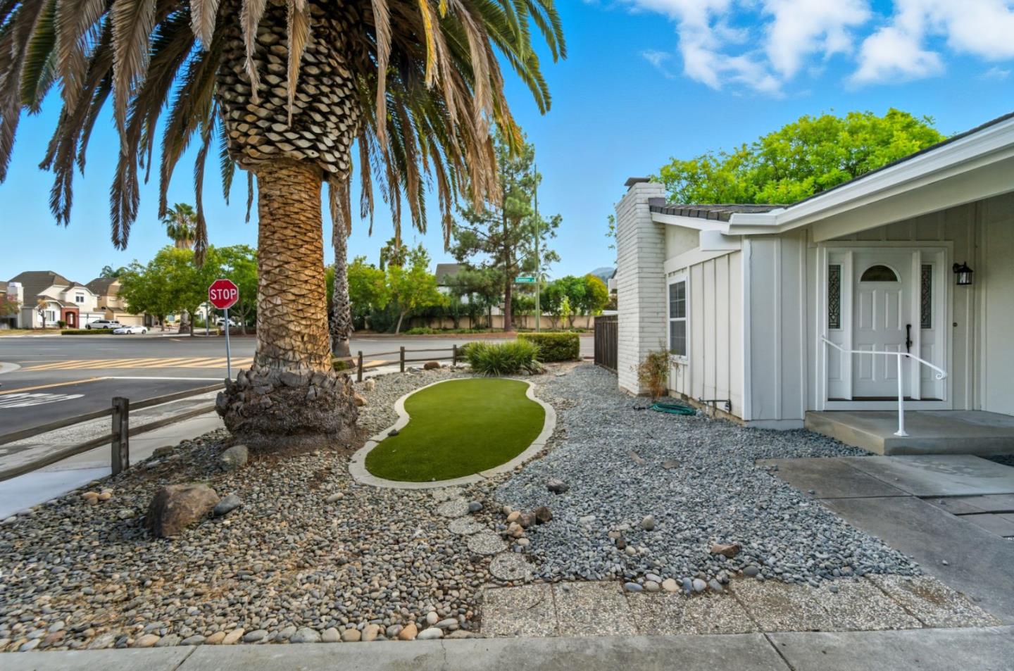 Detail Gallery Image 2 of 27 For 6445 Gondola Way, San Jose,  CA 95120 - 4 Beds | 2 Baths