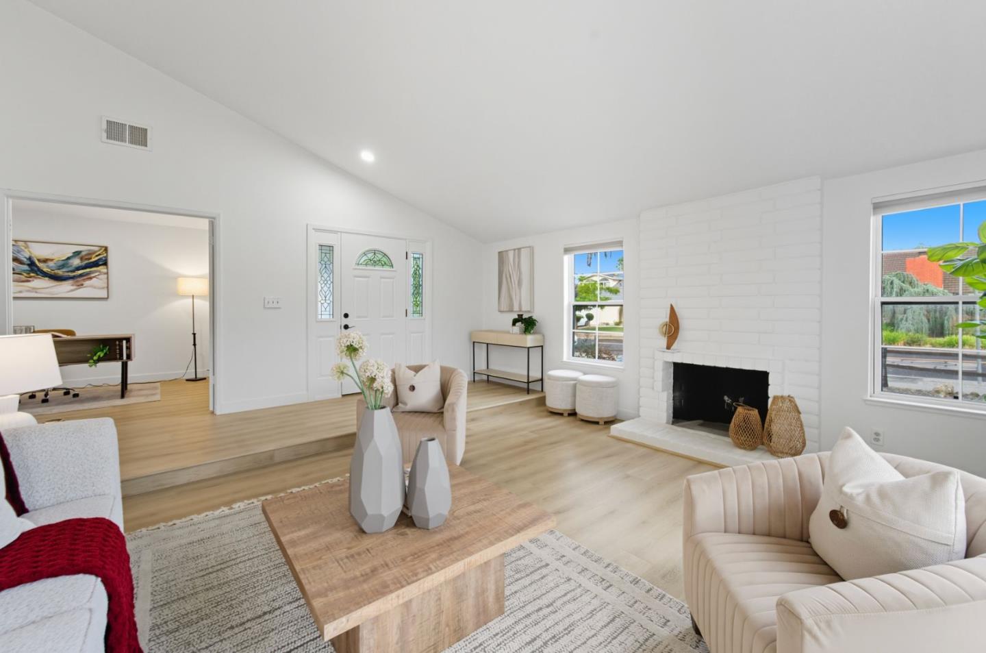 Detail Gallery Image 4 of 27 For 6445 Gondola Way, San Jose,  CA 95120 - 4 Beds | 2 Baths