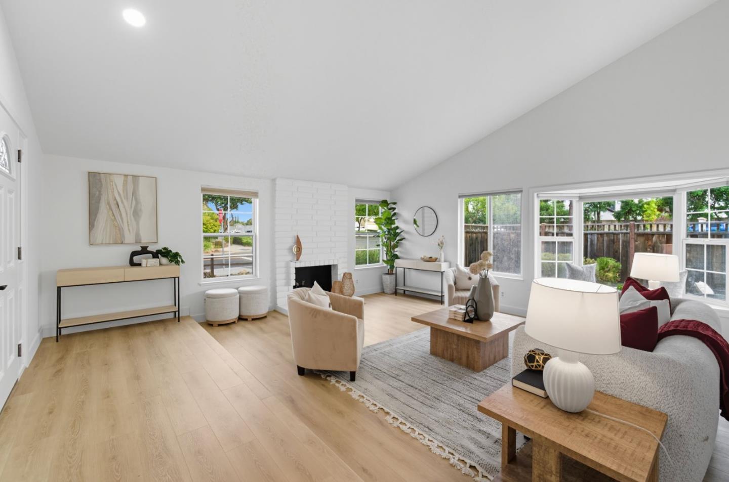 Detail Gallery Image 6 of 27 For 6445 Gondola Way, San Jose,  CA 95120 - 4 Beds | 2 Baths