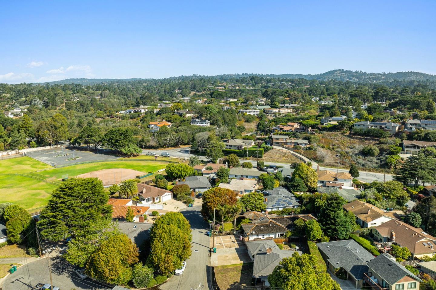 Detail Gallery Image 32 of 35 For 26372 Riverside Pl, Carmel,  CA 93923 - 3 Beds | 2 Baths
