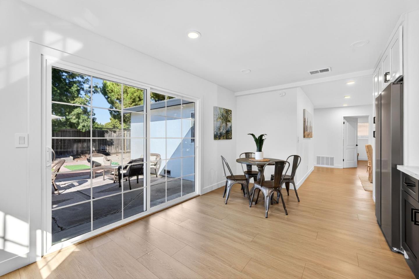 Detail Gallery Image 13 of 36 For 625 Kiowa Cir, San Jose,  CA 95123 - 4 Beds | 2 Baths