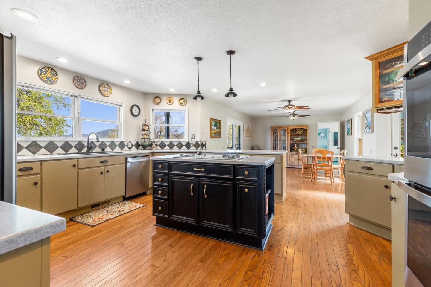 Detail Gallery Image 28 of 71 For 5699 Arbolada Dr, La Grange_TUM,  CA 95329 - 5 Beds | 4/1 Baths