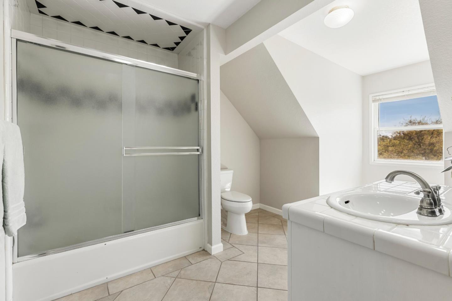 Detail Gallery Image 52 of 71 For 5699 Arbolada Dr, La Grange_TUM,  CA 95329 - 5 Beds | 4/1 Baths