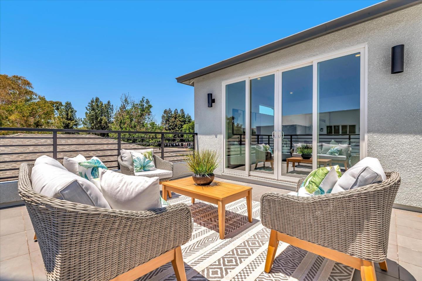 Detail Gallery Image 27 of 28 For 326 Isabelline Ct, San Ramon,  CA 94583 - 4 Beds | 4/1 Baths