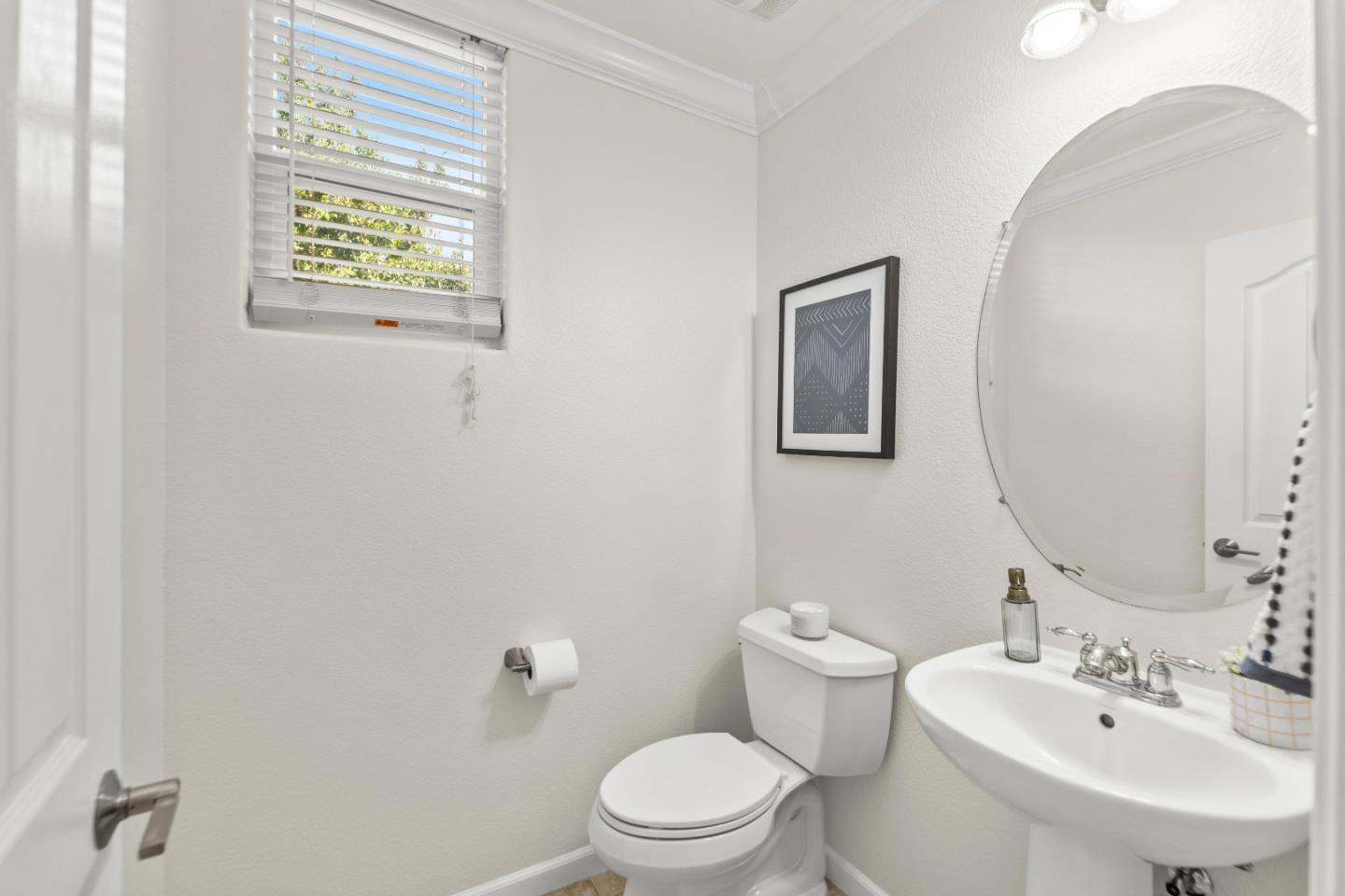 Detail Gallery Image 19 of 46 For 3604 Sardinia Island Way, Sacramento,  CA 95834 - 3 Beds | 2/1 Baths