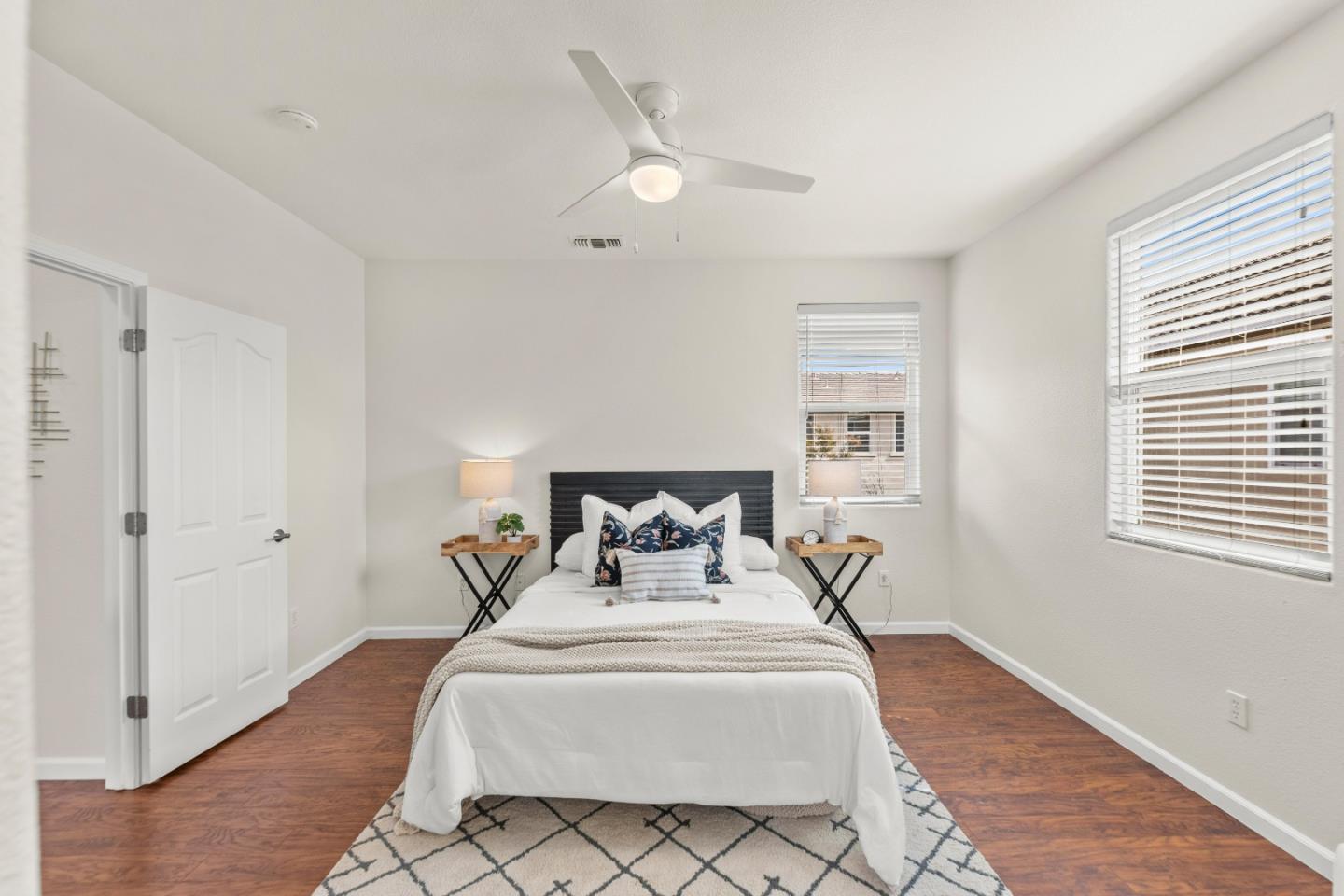 Detail Gallery Image 29 of 46 For 3604 Sardinia Island Way, Sacramento,  CA 95834 - 3 Beds | 2/1 Baths