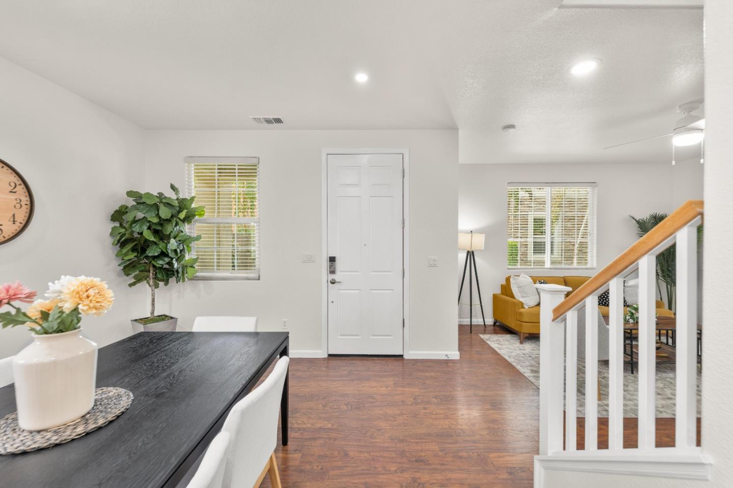 Detail Gallery Image 9 of 46 For 3604 Sardinia Island Way, Sacramento,  CA 95834 - 3 Beds | 2/1 Baths