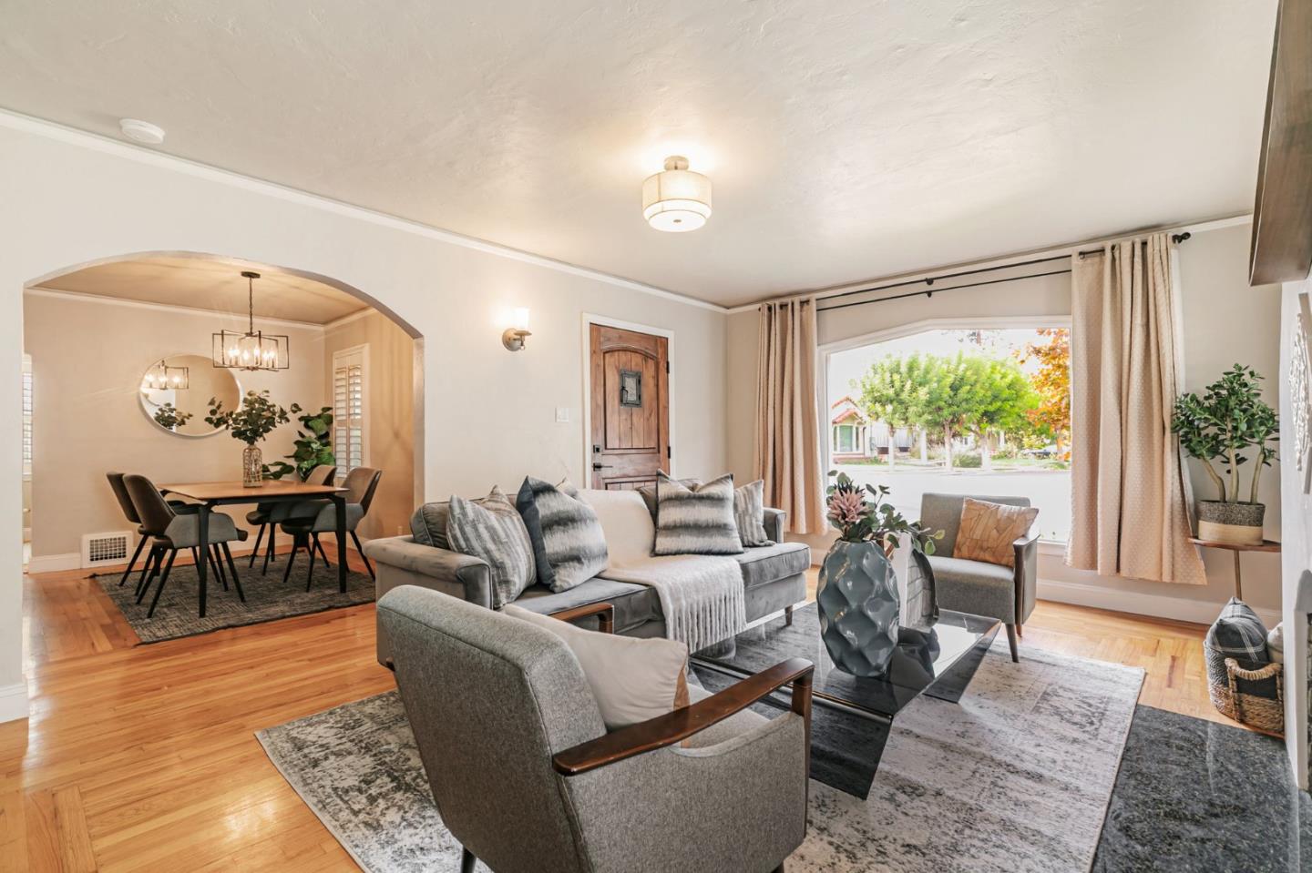 Detail Gallery Image 11 of 38 For 1148 Willow Glen Way, San Jose,  CA 95125 - 2 Beds | 2 Baths