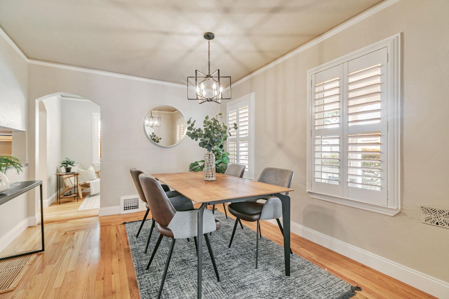 Detail Gallery Image 17 of 38 For 1148 Willow Glen Way, San Jose,  CA 95125 - 2 Beds | 2 Baths