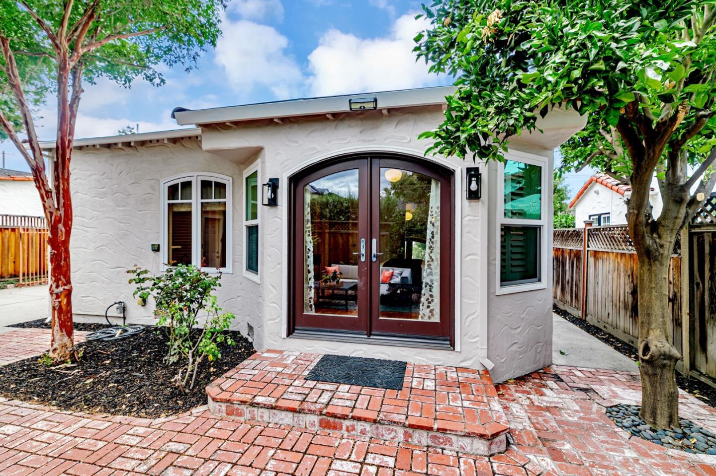 Detail Gallery Image 31 of 38 For 1148 Willow Glen Way, San Jose,  CA 95125 - 2 Beds | 2 Baths