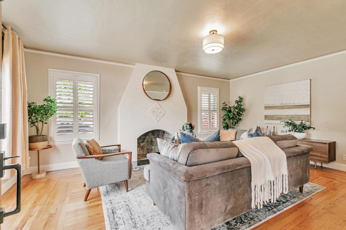 Detail Gallery Image 7 of 38 For 1148 Willow Glen Way, San Jose,  CA 95125 - 2 Beds | 2 Baths