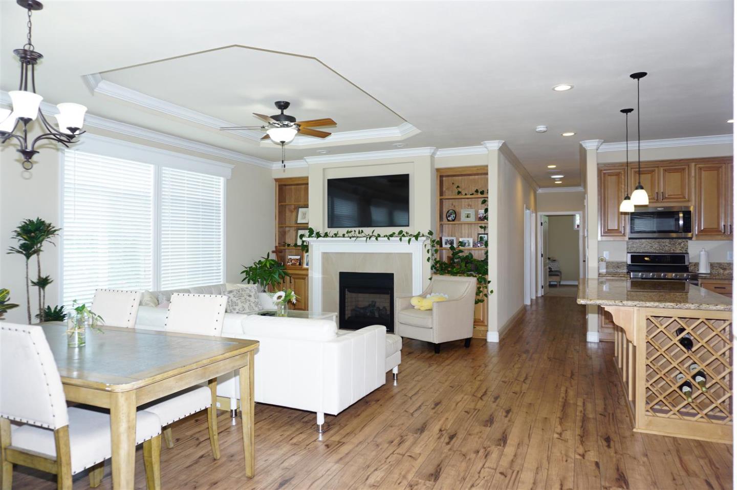 Detail Gallery Image 12 of 20 For 1225 Vienna Dr #1,  Sunnyvale,  CA 94089 - 3 Beds | 2 Baths