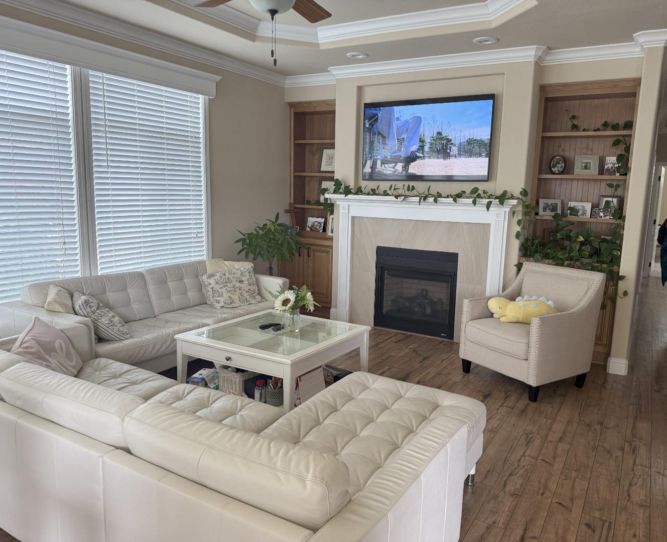 Detail Gallery Image 3 of 20 For 1225 Vienna Dr #1,  Sunnyvale,  CA 94089 - 3 Beds | 2 Baths